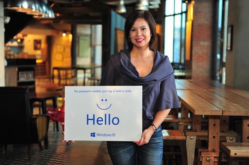 Karrie Ilagan, General Manager of Microsoft Philippines, holding a post on Windows Hello – a Windows 10 feature that enables users to log in using facial recognition instead of using username and password.